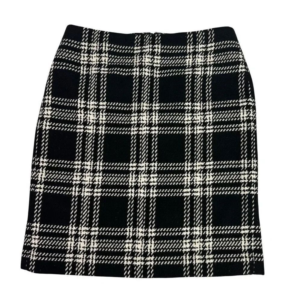 Talbots Womens Black Cream Plaid Wool Blend Lined Skirt size 6